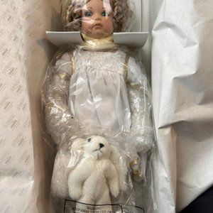 Seymour Mann 20" collectible doll